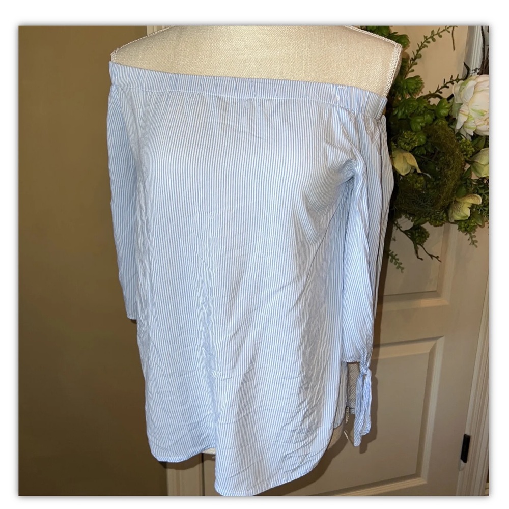 Be Cool Off Shoulder Blue striped Blouse Size Small 3/4 Sleeve